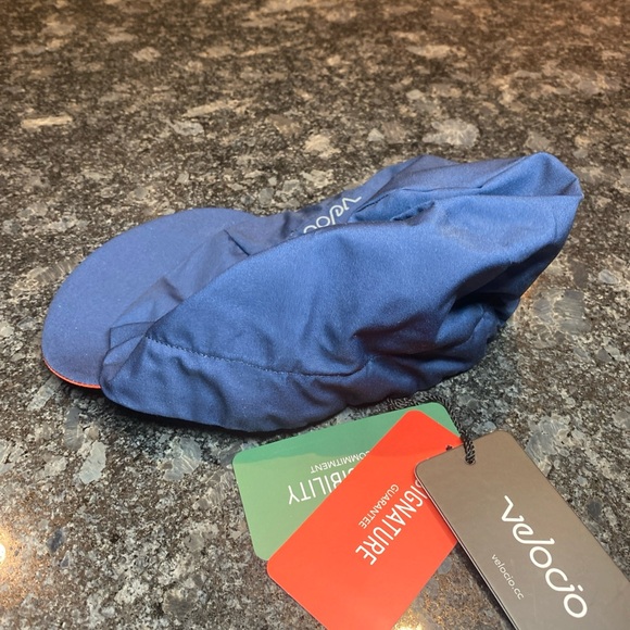 Velocio Ultralight Rain Cycling Cap Hat Navy New NWT - Picture 5 of 9